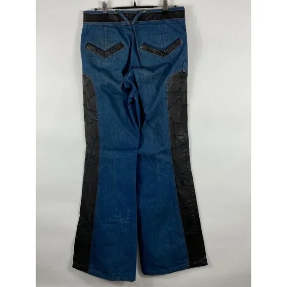 デニム・ジーパン EMOstanceclub Leather patch flared jeans 5FT1999 EMOSTANCECLUB】leather patch flared jean - メルカリ